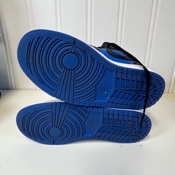 Nike Men's Blue and Black Jordan 1 Mid Size 8 - Picture 7 of 9